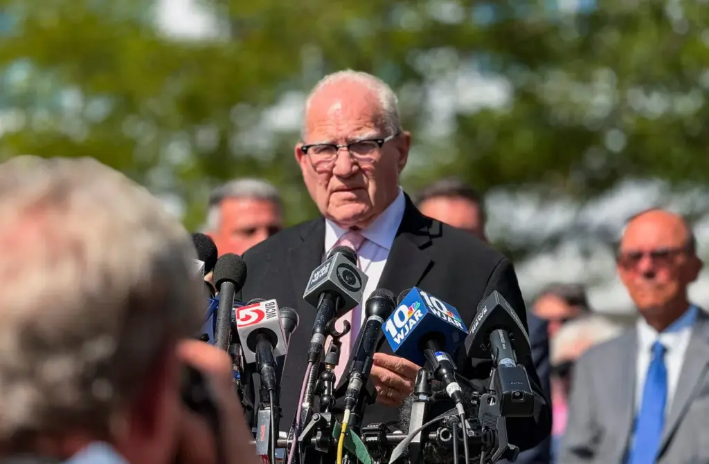 The uncertain future of the trial of Lindsay Clancy that has divided a country and turned its protagonists into heroes or villains