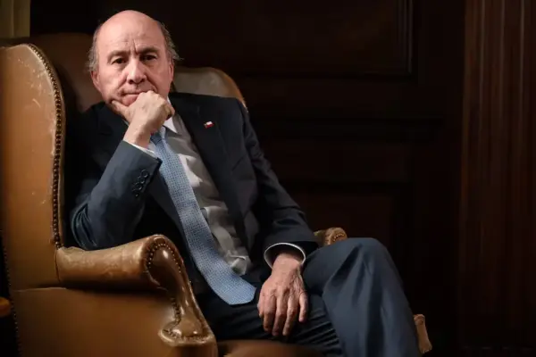 Detenido un hombre acusado de amenazar por redes sociales a Jorge Quiroz, el ministro de Hacienda de Kast
