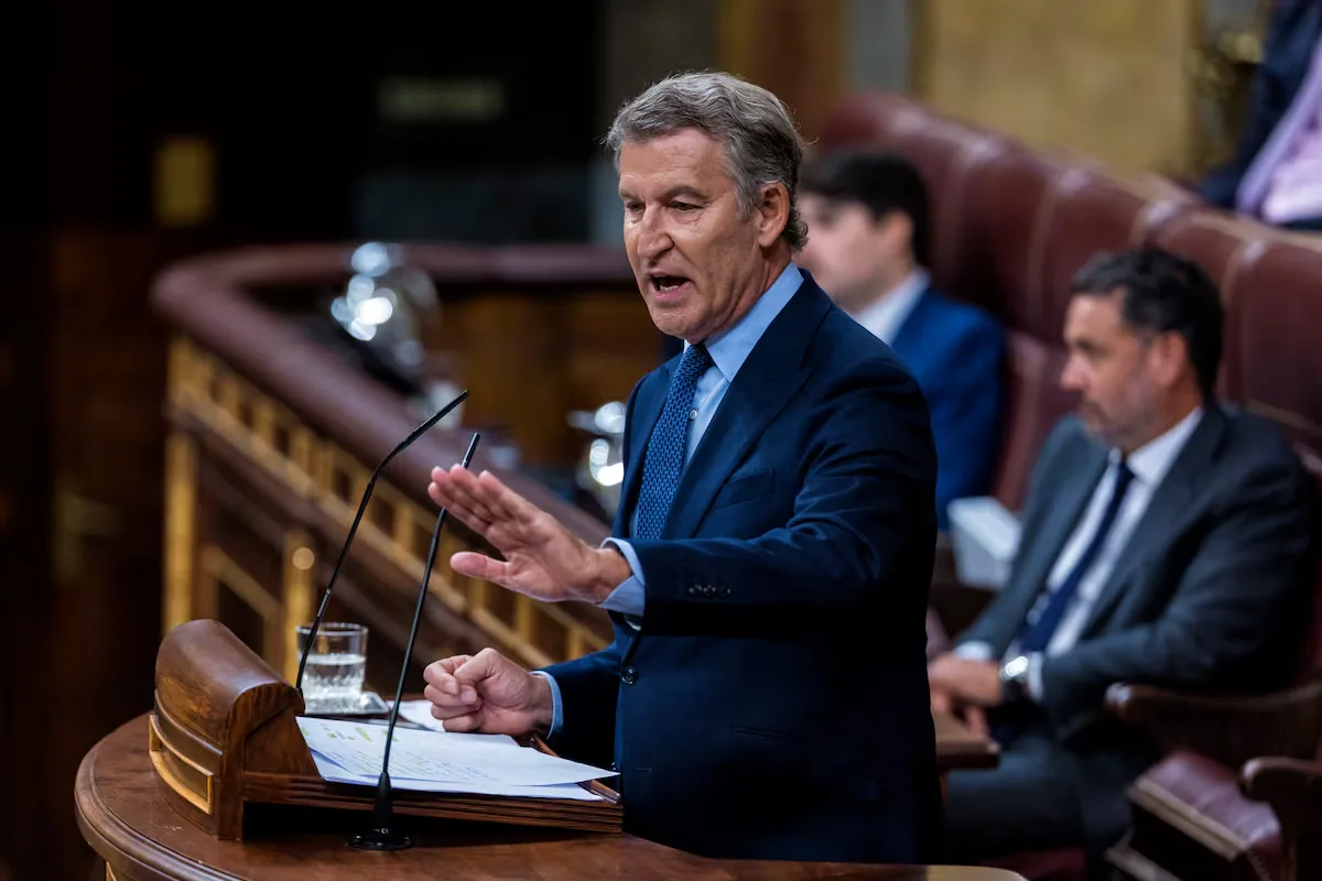 Feijóo accuses Sánchez of being "blackmailed" by Morocco and warns him: "He will pay before the justice"