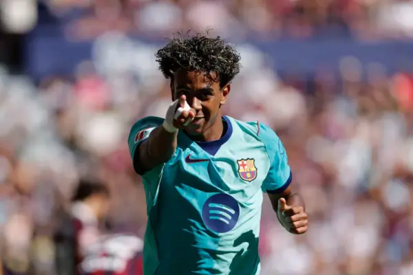 Lamine Yamal challenges Mbappé in the race for the Ballon d'Or: “This year I would deserve it”