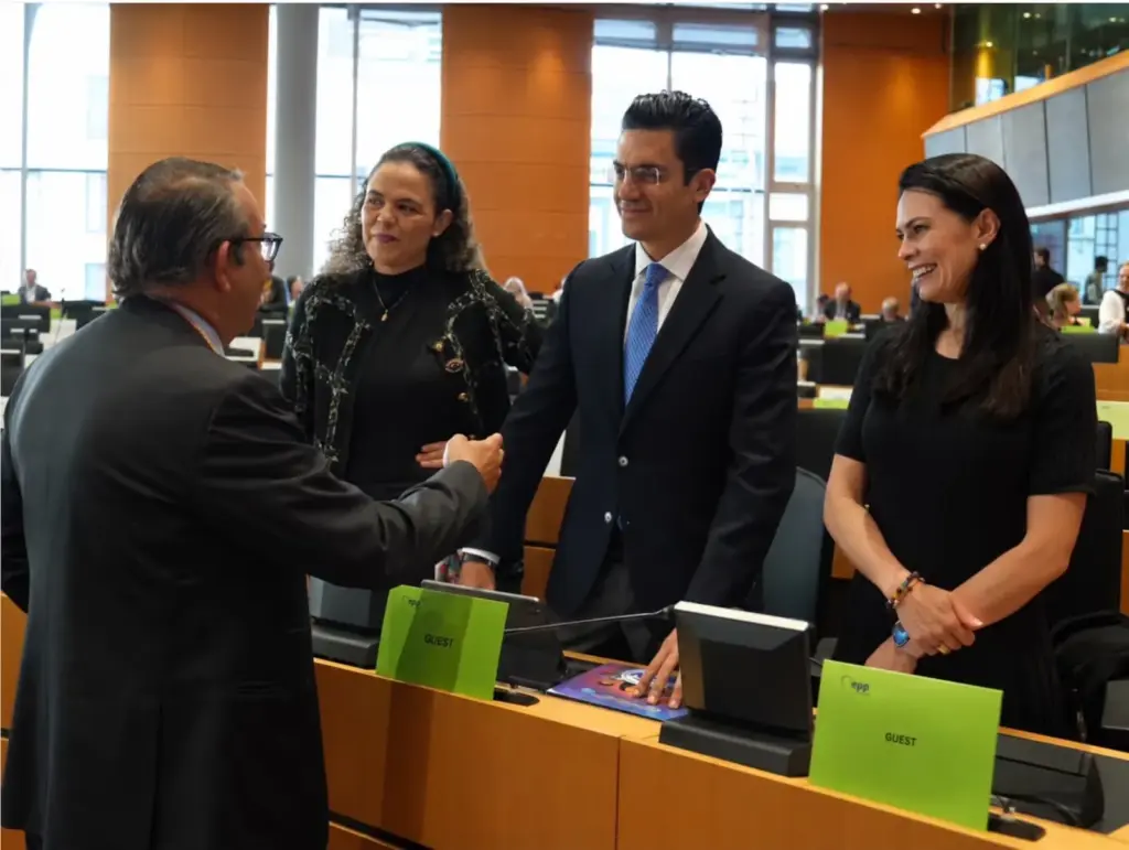 El “inútil e inoportuno” viaje de Jorge Romero a Europa: “Le dijimos que no fuera”