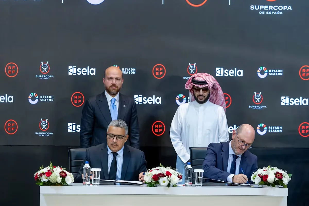 The Spanish Super Cup will be held for the first time in Istanbul in 2027