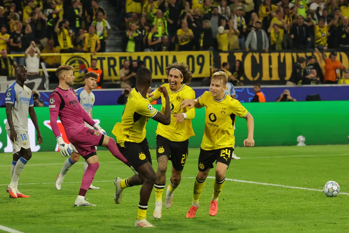 Un Villarreal muy maduro cae ante el Borussia Dortmund en su debut en Champions