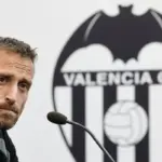 Óscar Sánchez, an interim coach who has faith in Valencia: “The team is fully capable of beating Alavés”
