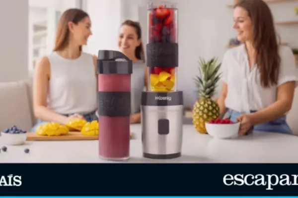 Blend directly in the bottle and take it with you: the hand blender with 2 portable cups that is a hit on Amazon