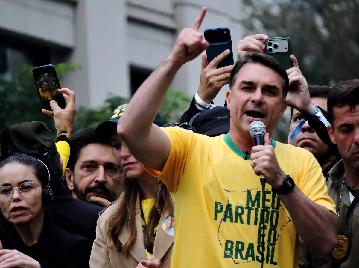 El Supremo de Brasil investiga al candidato presidencial Bolsonaro por corrupción