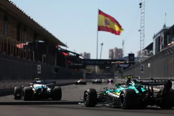 Alonso, about his incident with Sainz: “At 340 kilometers per hour I prefer that no one traps me against the wall”