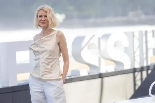Naomi Watts, Donostia Award: “Hate is growing and what is happening in the world is frightening”