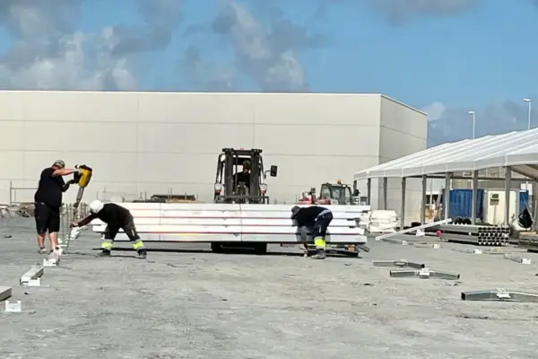 The National Court allows the temporary use of the migrant camp in the port of Ceuta