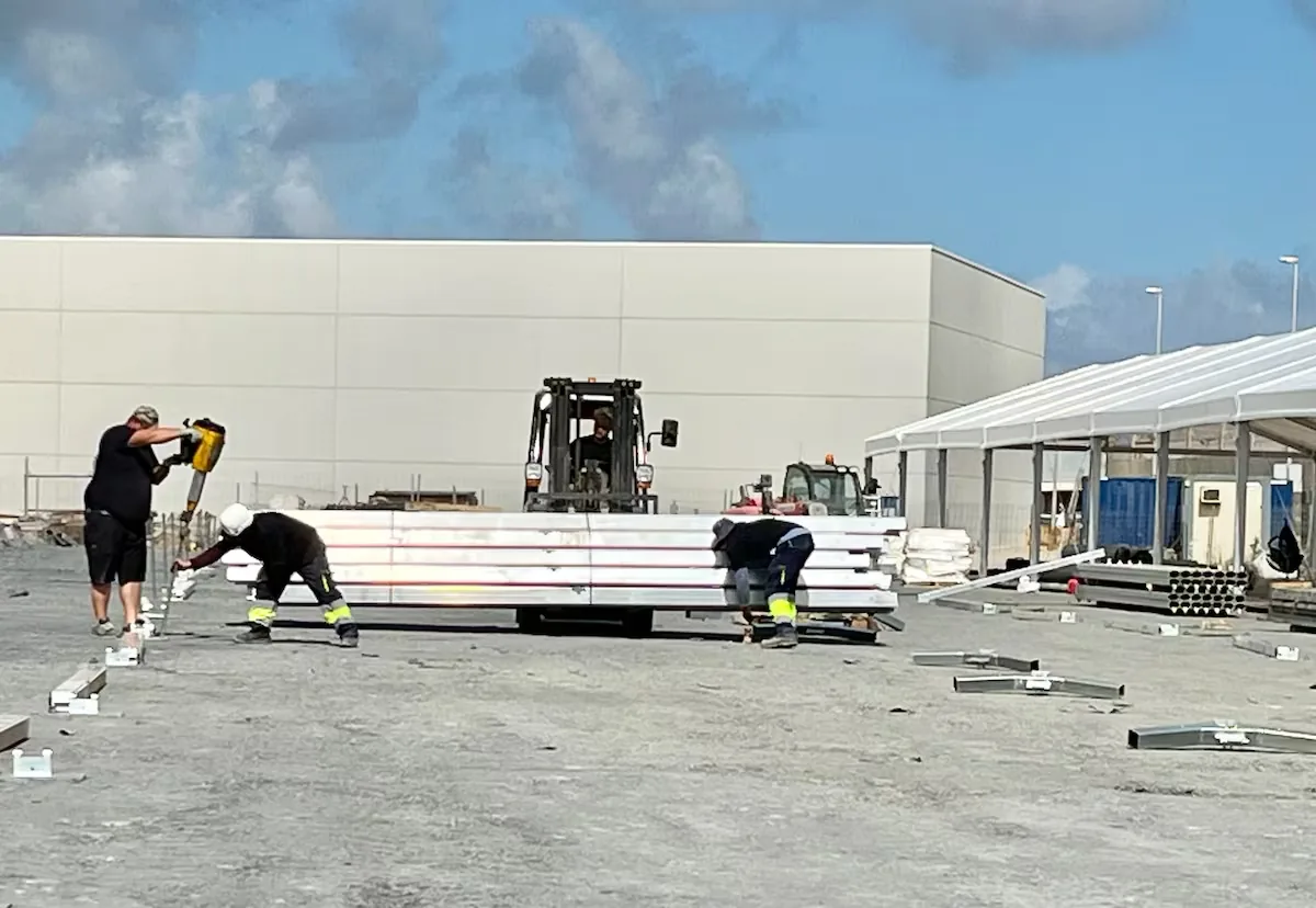 The National Court allows the temporary use of the migrant camp in the port of Ceuta