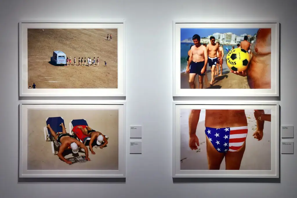 Controversial Martin Parr: are his photos of the working class at the beach art or “a wild and disgusted gaze”?