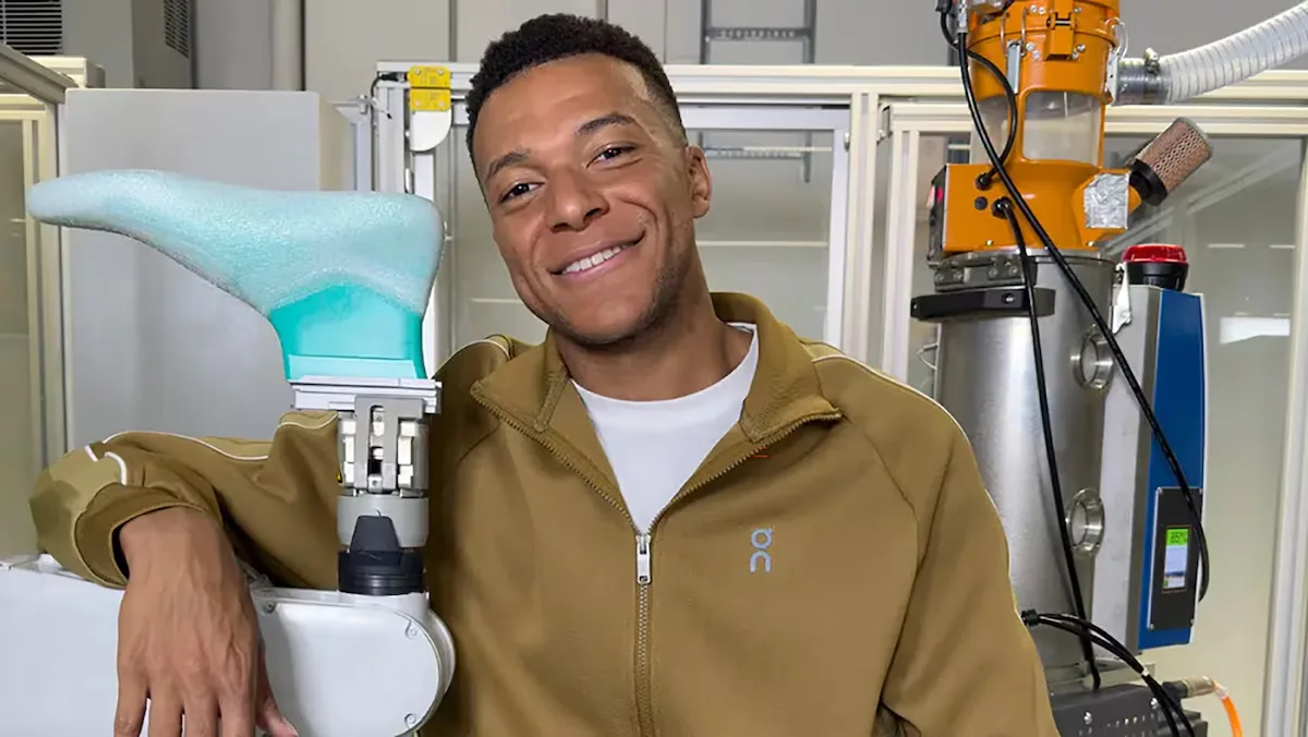 Mbappé breaks with Nike and signs with On, the sneaker brand part-owned by Federer