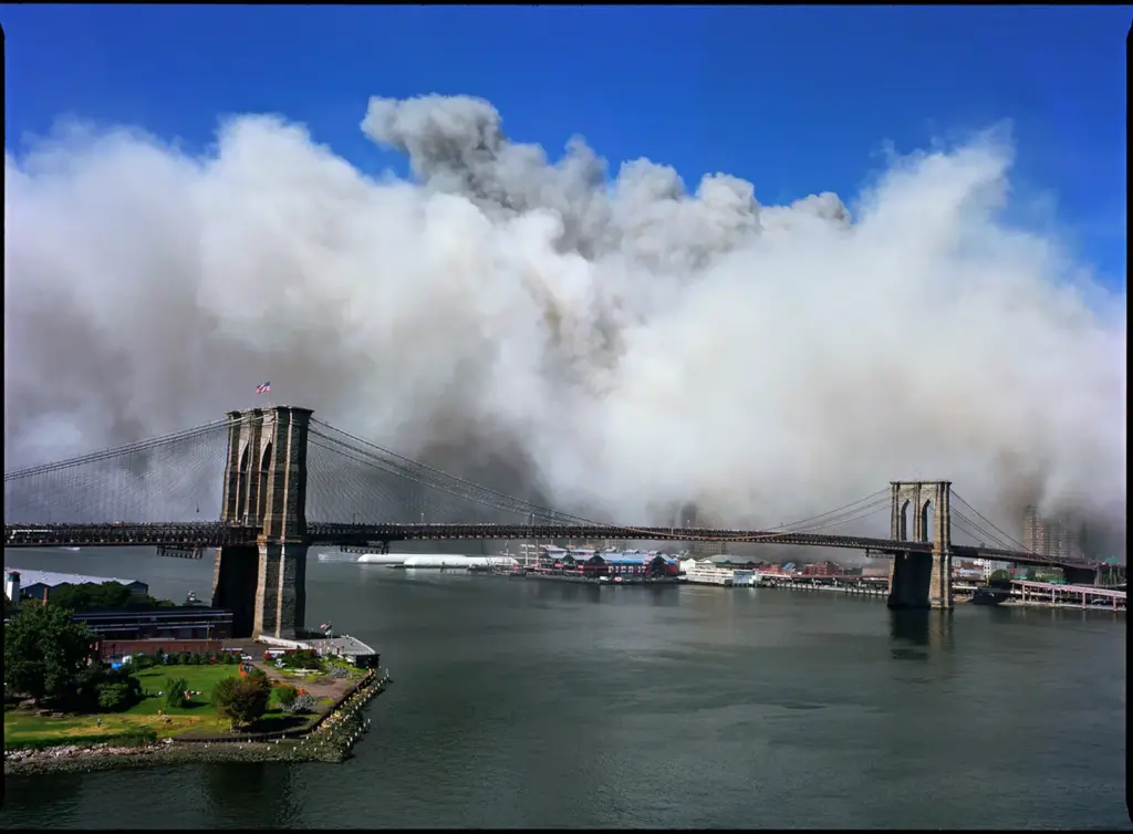 Smoke cloud over lower Manhattan past 10:28 in the morning on September 11, 2001, when both towers had already collapsed.