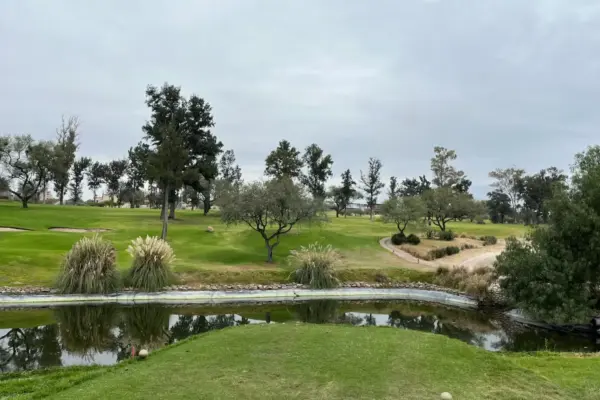 El proyecto de un cuarto campo de golf amenaza el suministro de agua y áreas protegidas en San Miguel de Allende