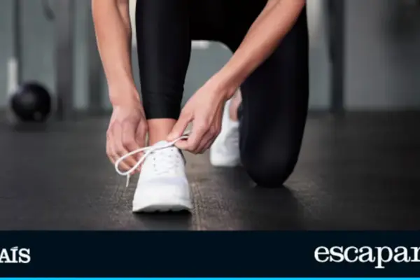 Train again with these white Adidas sneakers that go with any ‘look’ and cost 37% less