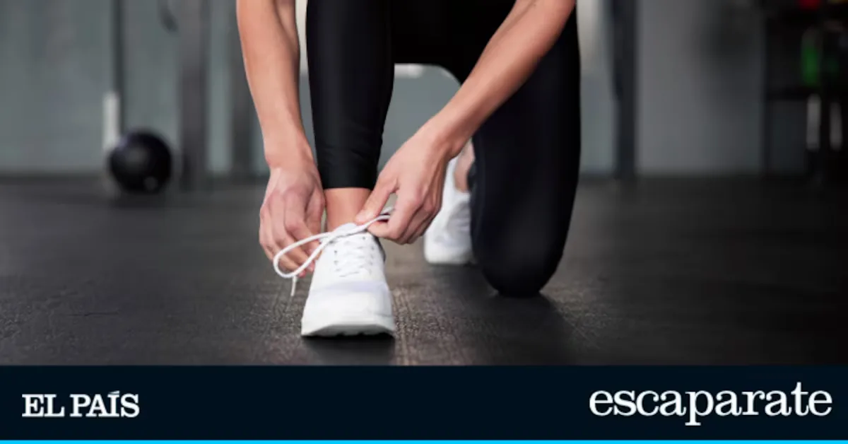 Train again with these white Adidas sneakers that go with any ‘look’ and cost 37% less