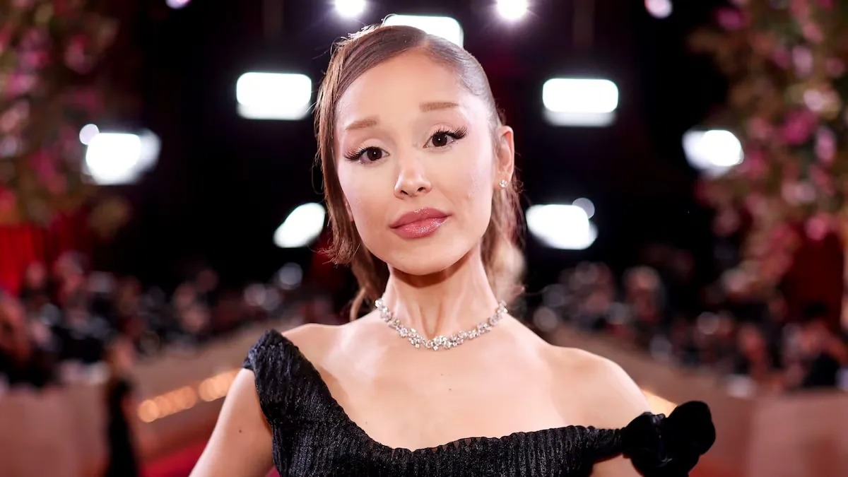 Ariana Grande says goodbye to her fans in tears before temporarily stepping away: “I will always cherish this experience”