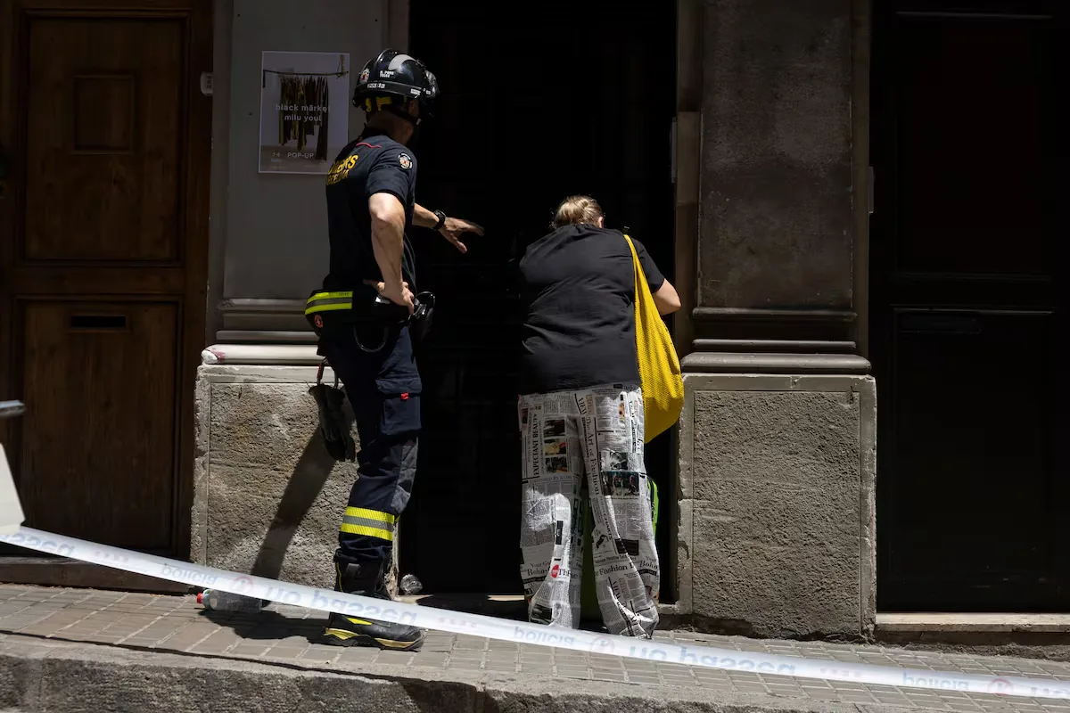 Neighbors evicted due to the L9 sinkhole will sue the Generalitat
