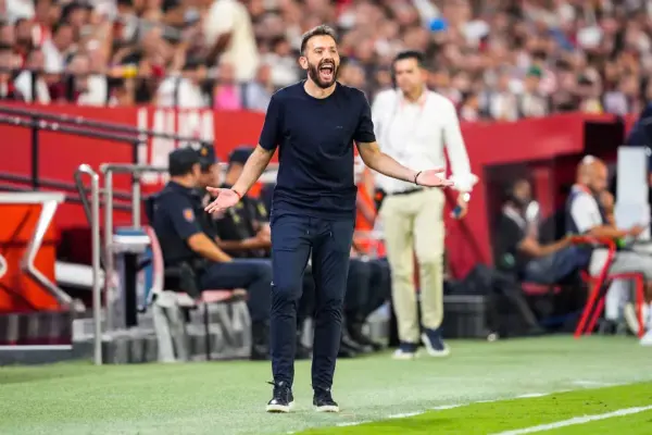 Valencia makes a major change and dismisses Carlos Corberán and CEO Ron Gourlay