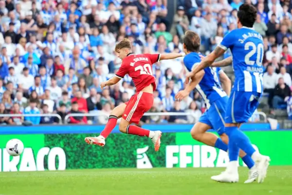 Sevilla storms Riazor and ends Deportivo's unbeaten run