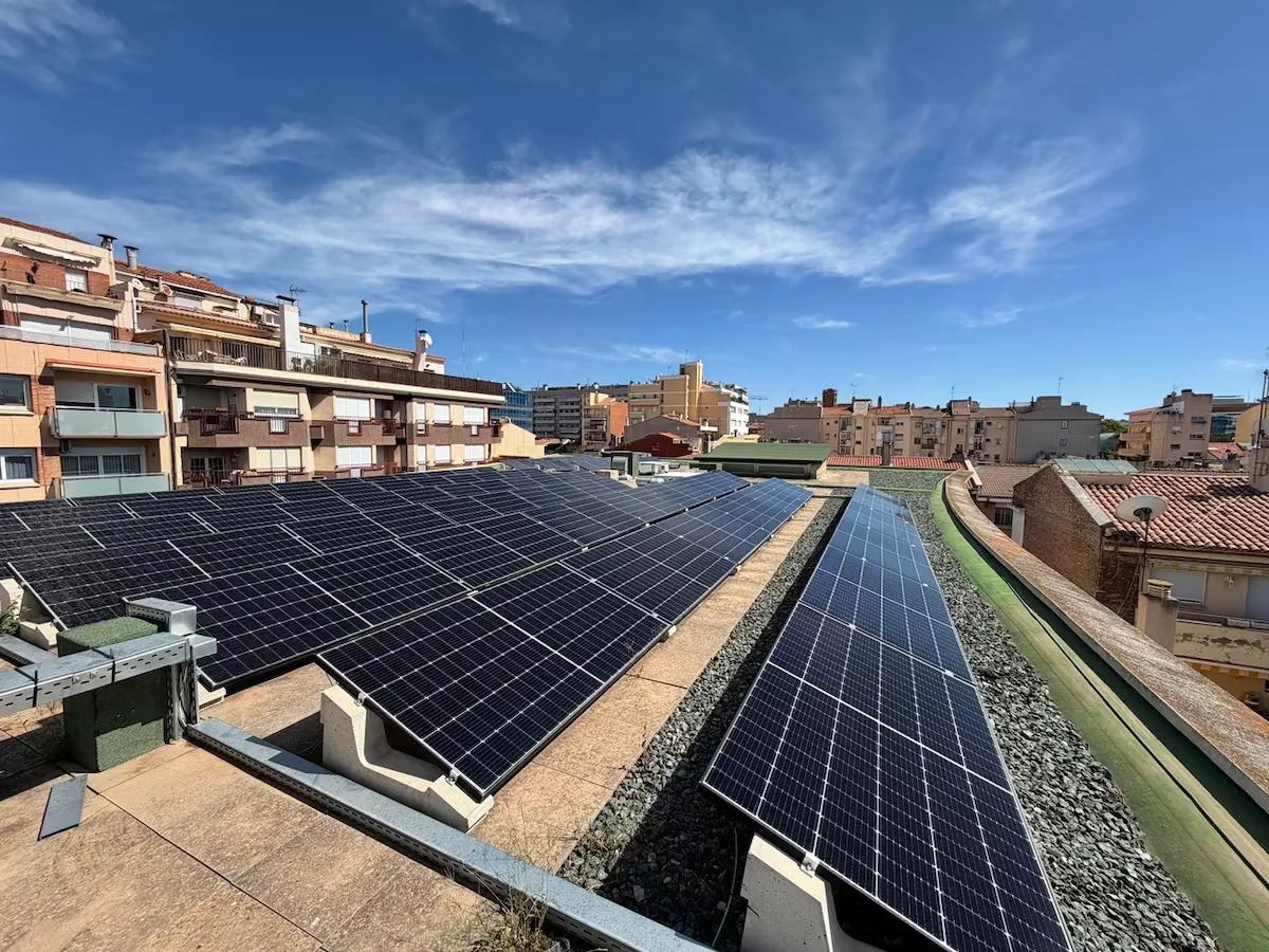 Solar panels on rooftops will only be able to cover 6% of Catalonia's electricity demand in 2050, according to a study