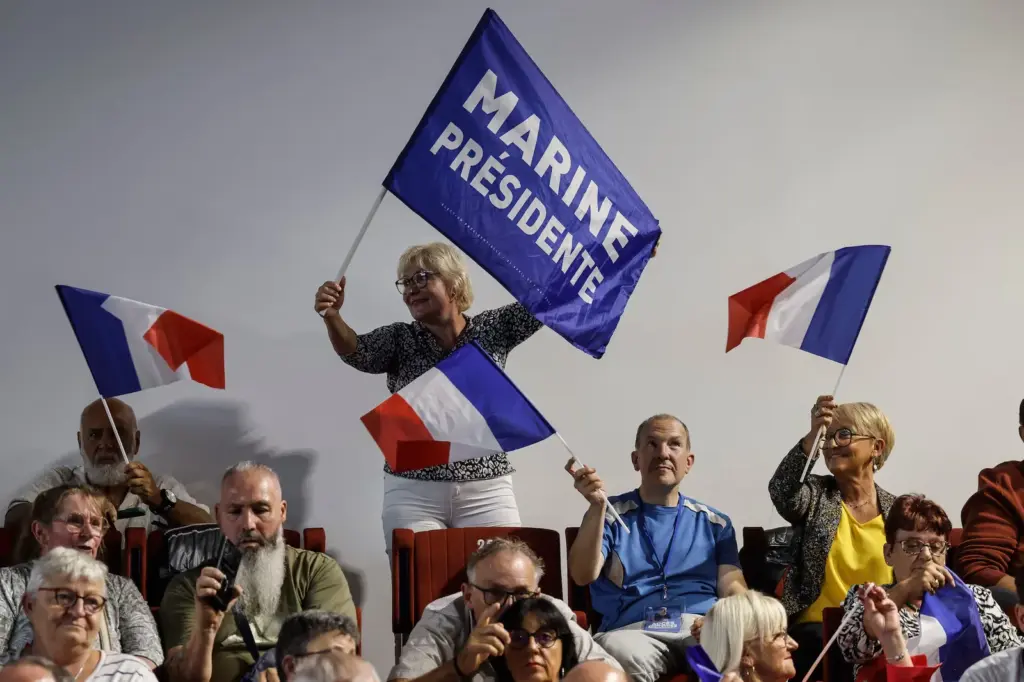 Marine Le Pen exorcises ghosts in the stronghold that gave birth to her political project
