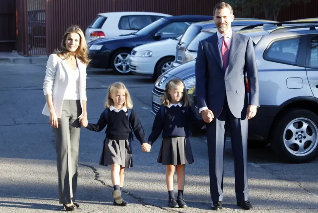 The Princess of Asturias begins her university life without the privileges stipulated in 1988 for her father