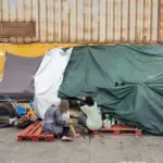Nerves and fear among migrant families camping on the streets of Ceuta: “We wander around looking for somewhere to sleep”