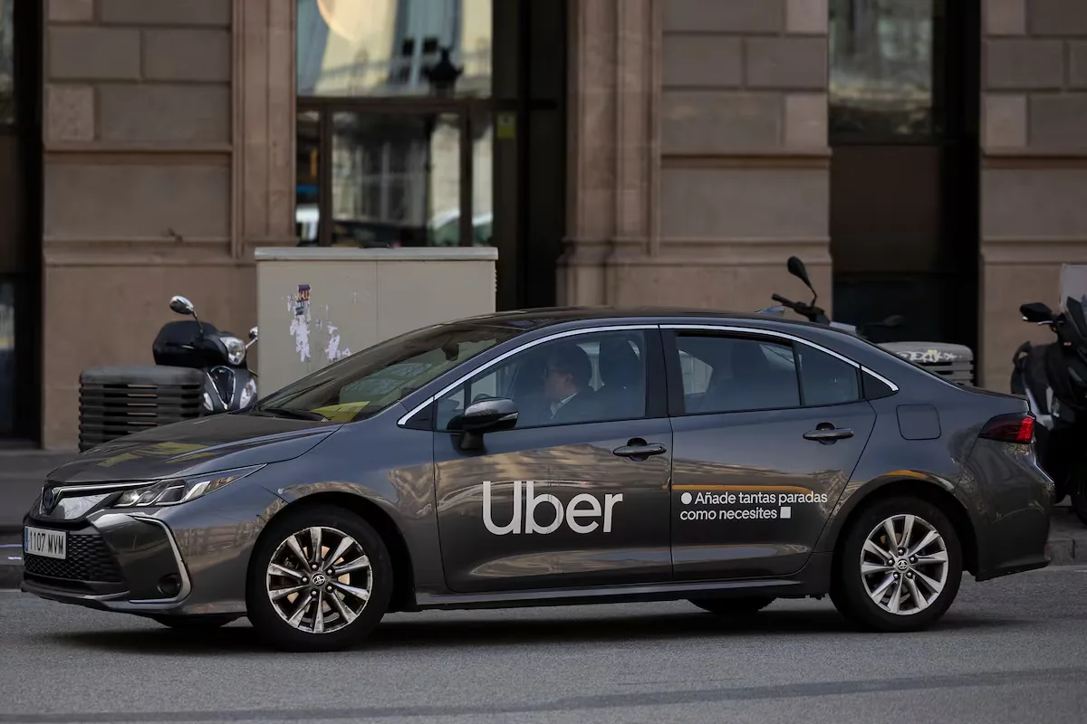 Uber will lay off 3,300 employees, 10% of its workforce, to invest in robotaxis, delivery, and shared transportation
