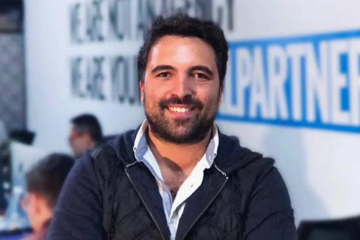 Nicolás Contreras, the man who taught Colombia how to pool money online