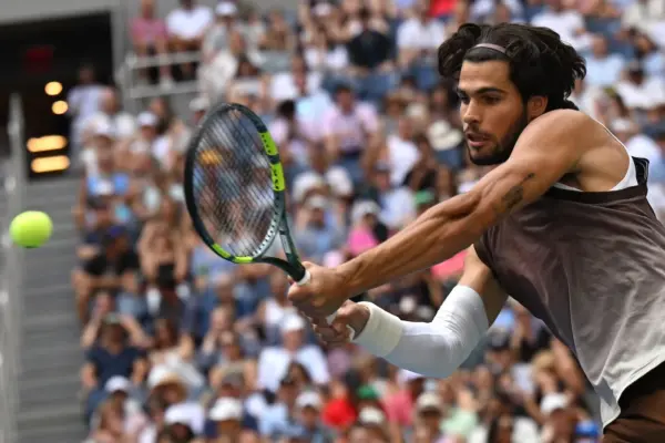 Tommy Paul - Carlos Alcaraz live, the US Open round of 16 match live