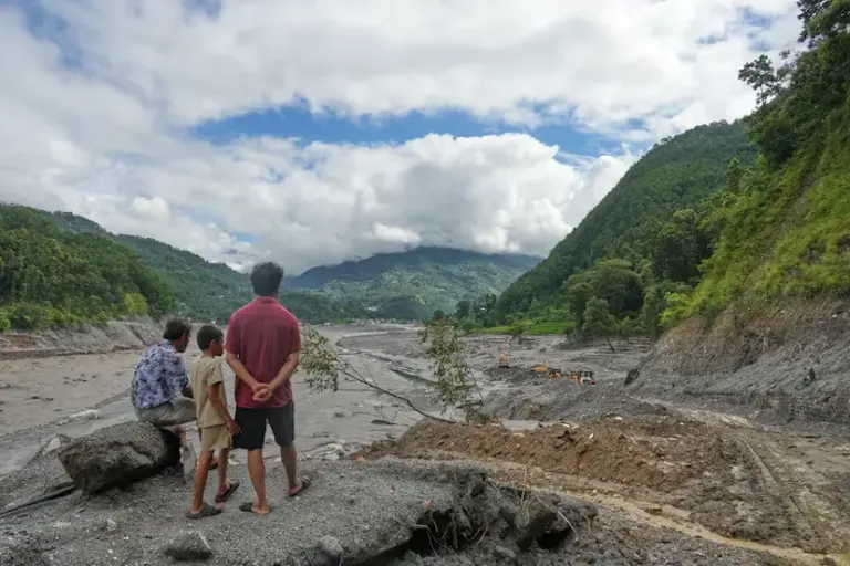 The catastrophic flood in Nepal and Tibet exceeds 1,000 deaths