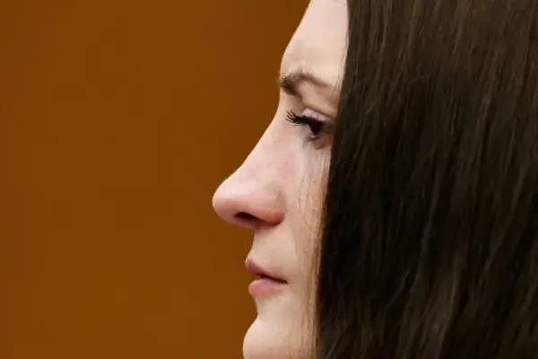 The jury in the Lindsay Clancy case fails to reach a unanimous verdict and the judge orders continued deliberation
