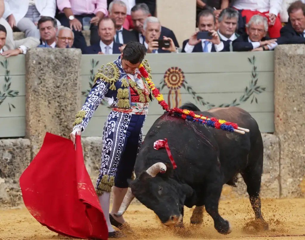 Ronda reunited with a Goyesca bullfight empty of content