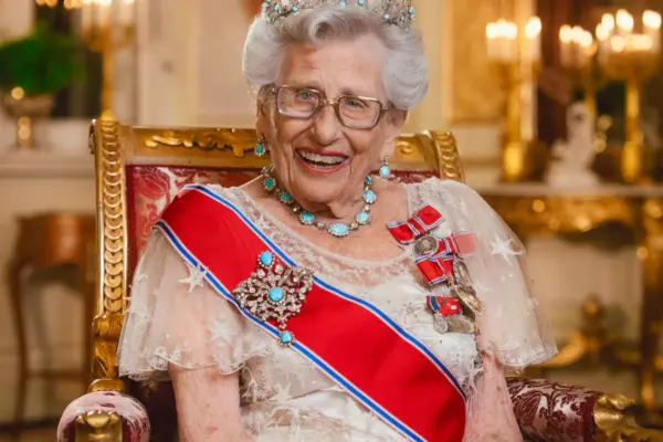 Princess Astrid, sister of Harald of Norway, dies two days after the monarch's funeral