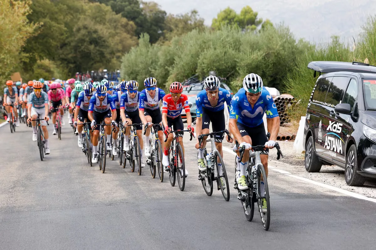 Enric Mas extends the gap with Roglic at La Pandera in the Vuelta a España