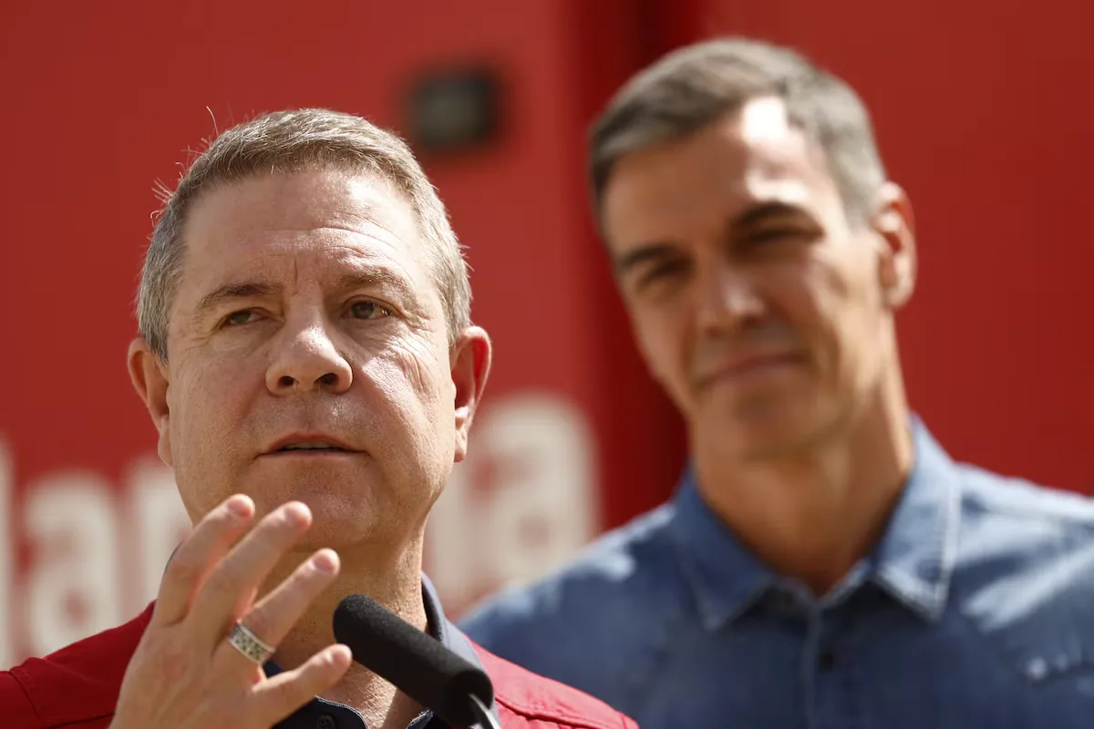 García-Page accuses Sánchez of "living on his knees to the bloodiest minorities" of Junts and Bildu
