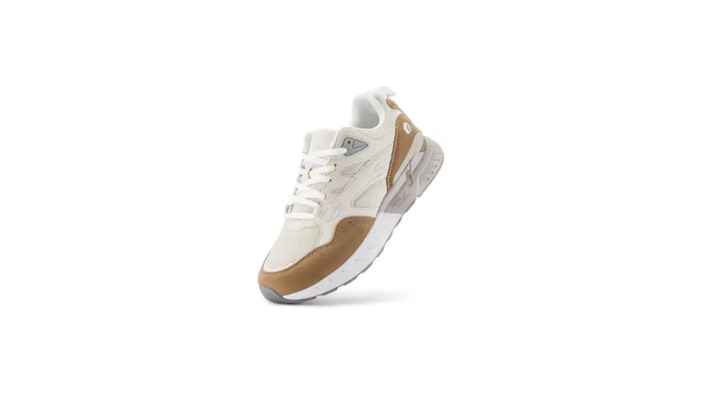 10 comfortable sneakers for walking all day that have thousands of reviews on Amazon