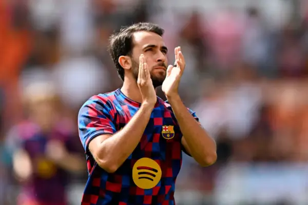 Valencia - Barcelona live | Rodri debuts in the starting lineup