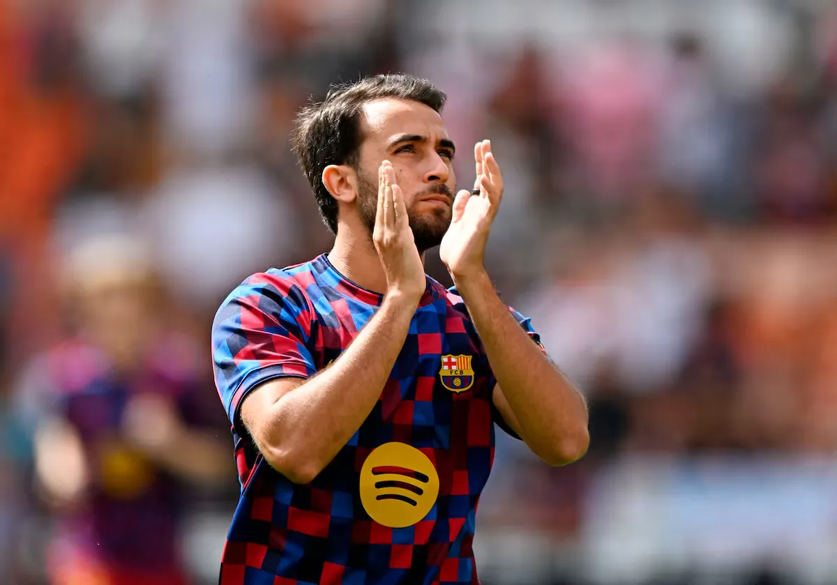 Valencia - Barcelona live | Rodri debuts in the starting lineup