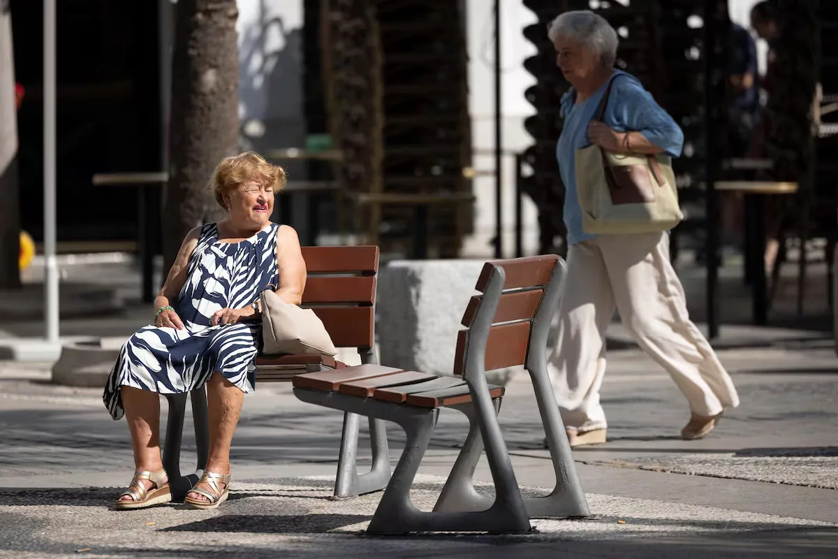 The OECD notes a rise in contributions in Spain and other countries to support pensions