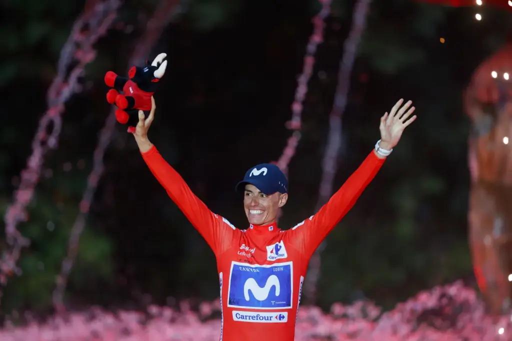 Enric Mas, winner of the Vuelta: “Tears have escaped me and a few more will fall”