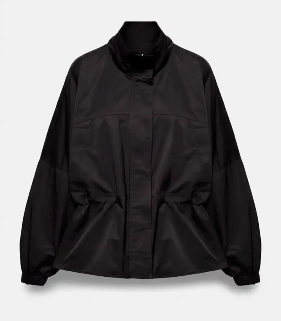 How to stylishly wear the windbreaker, the technical jacket that will be a hit this fall