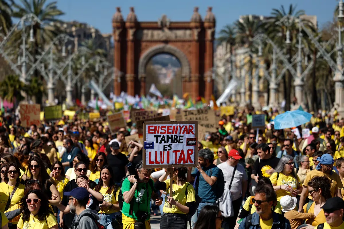 Catalan teachers warn of new mobilizations: "The struggle will be long"