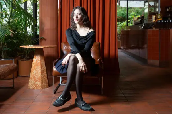 Julia Kornberg, escritora: “Los argentinos somos proclives a la distopía por la realidad que vivimos”