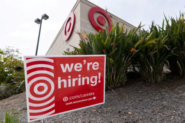 The labor market gives Trump a breather with the creation of 162,000 jobs in August