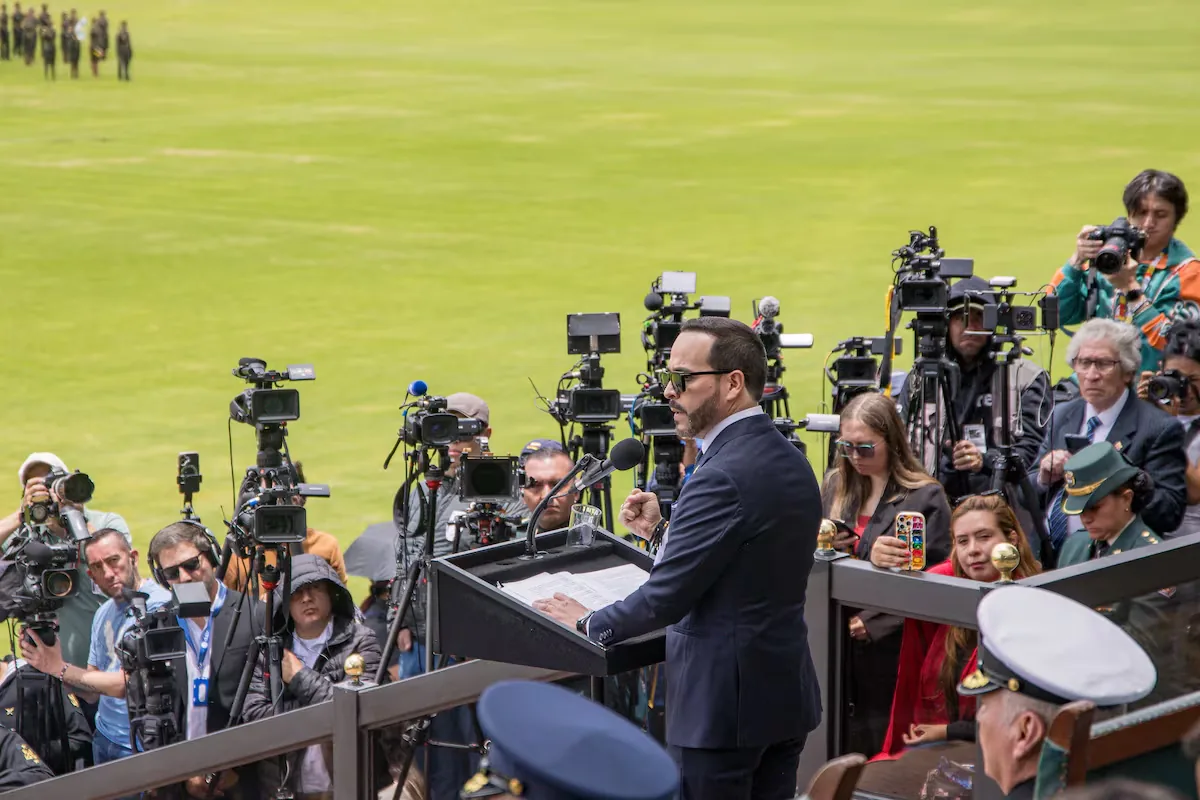 De la Espriella centraliza al máximo las comunicaciones de su Gobierno