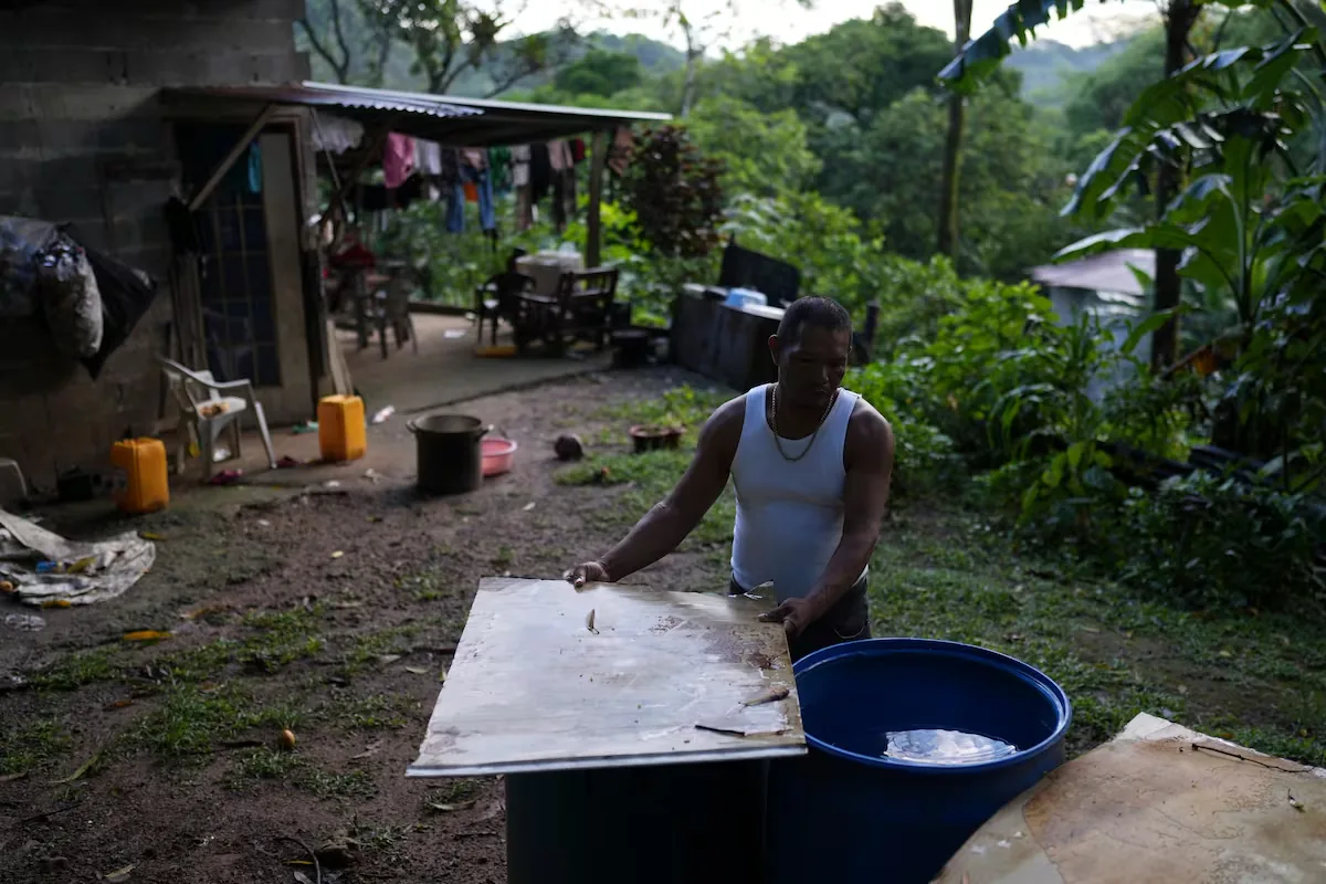 In Panama, there is plenty of water, but it is missing from the taps