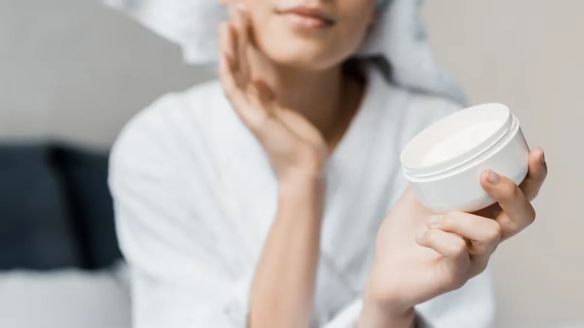 Why dermatologists recommend introducing a retinol night cream into the routine at the end of summer