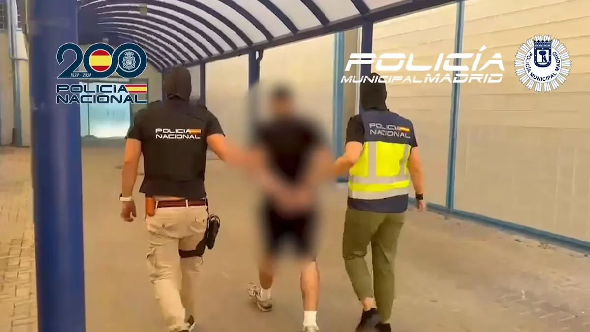 Six gang members arrested for an assault on another member of their own gang